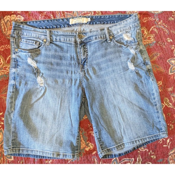 torrid Other - Torrid Denim Jean Boyfriend Bermuda Shorts Size 18 Blue Distressed Light Medium